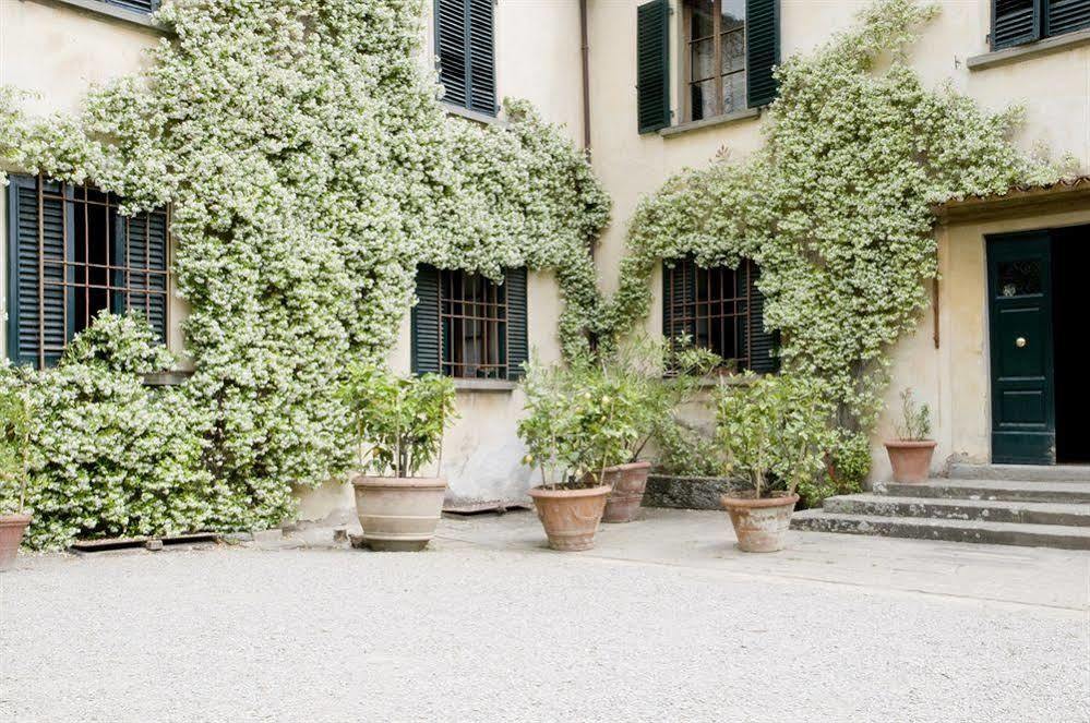 Fattoria Di Bacchereto - Guest House ภายนอก รูปภาพ